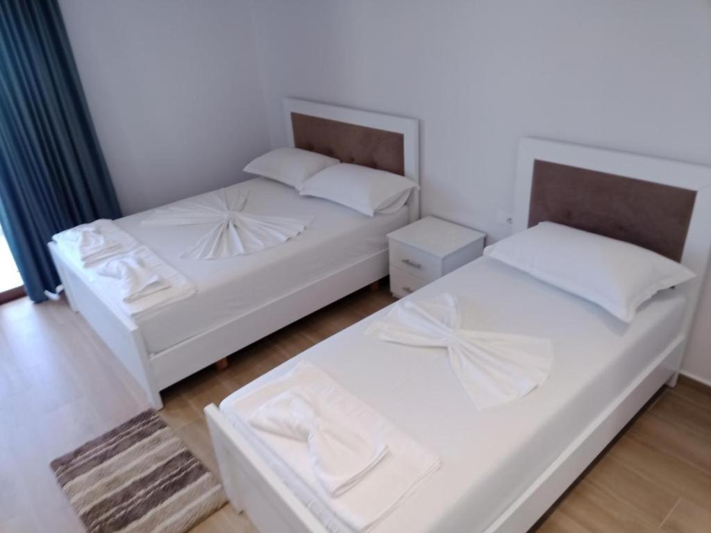 Hotel Opolonia Ksamil Luaran gambar